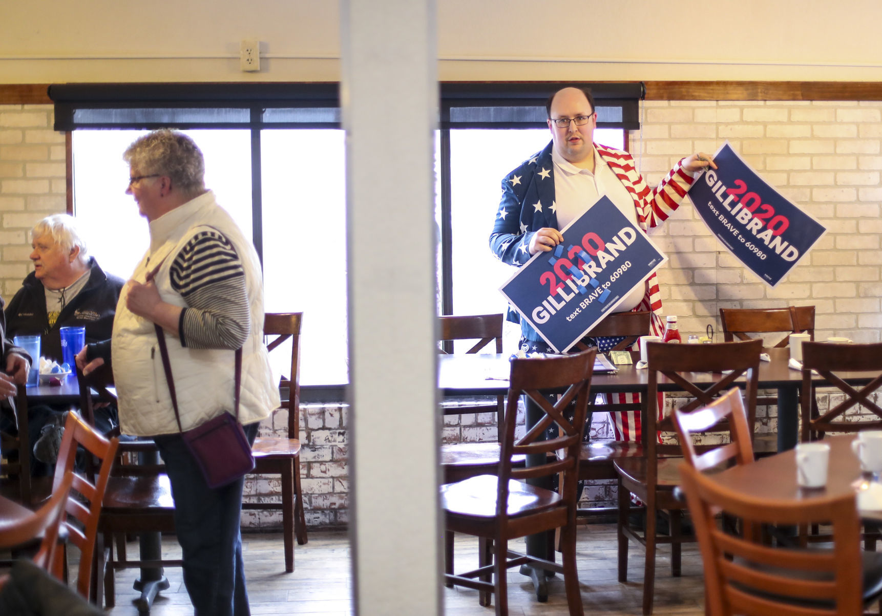 032019-mus-gillibrand-019